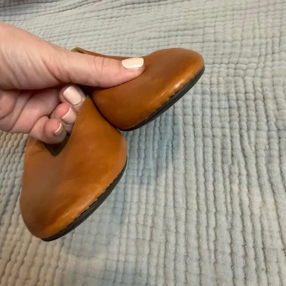 Aerosoles Camel Brown Leather Front Runner Flats Size 6.5